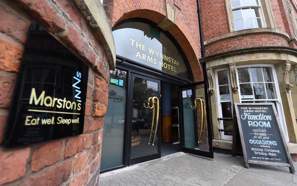 Wynnstay Arms, Wrexham By Marston'S Inns エクステリア 写真
